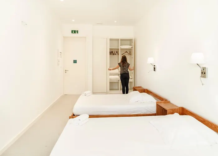 Hostel De Santa Luzia - Peregrinos De Santiago *